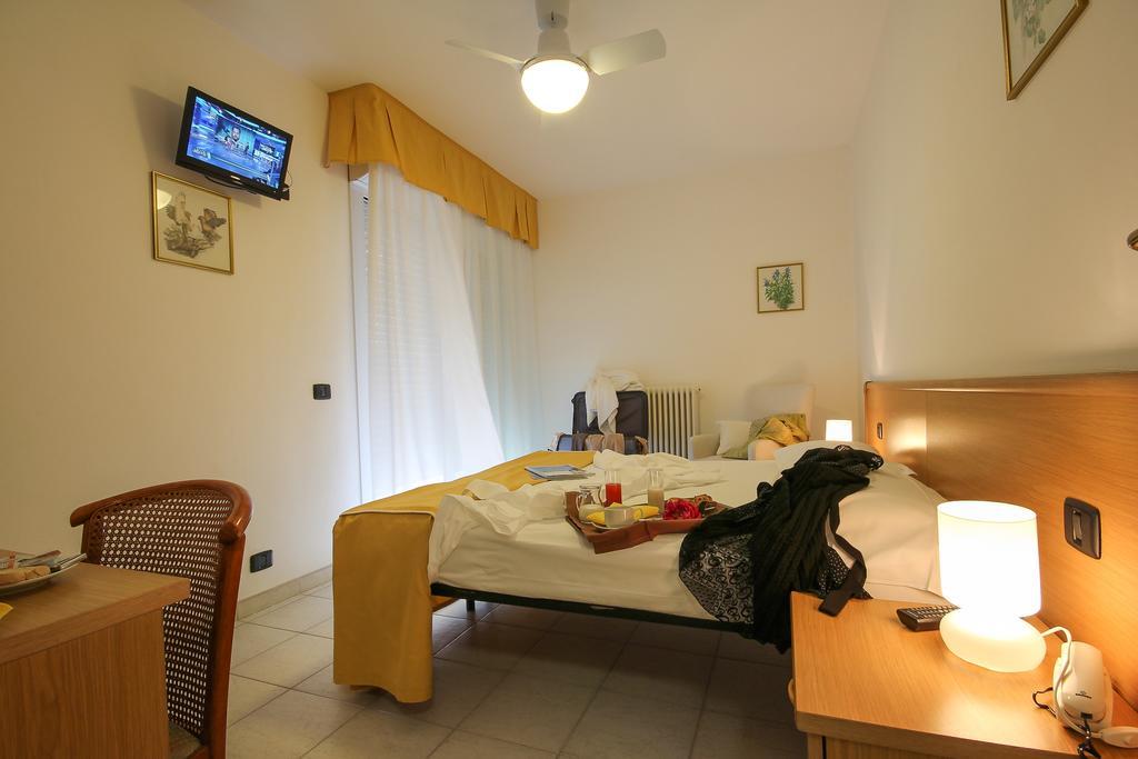 Hotel Miramare Forte dei Marmi Zimmer foto